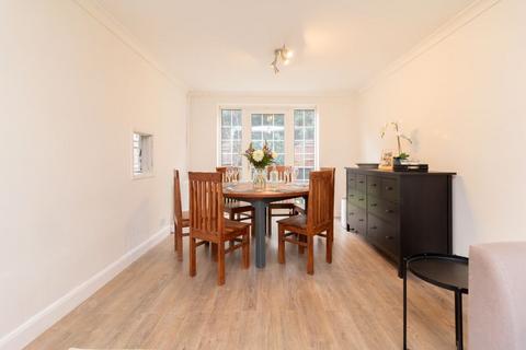 87 Oaklands, South Godstone, Godstone, RH9 8HX