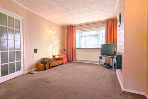 13 Spinney Drive, Feltham, TW14 8PL