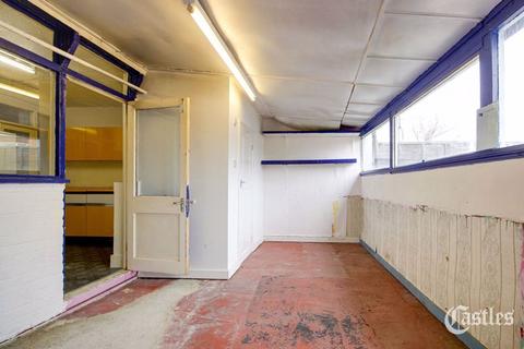 26 Rusper Road, London, N22 6RA