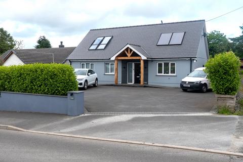 4 bedroom detached house for sale, Rhos, Llandysul, SA44