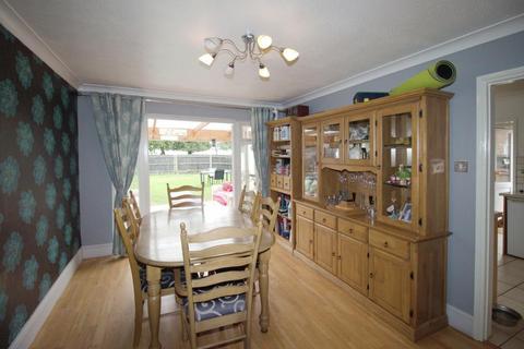 2 bedroom detached bungalow for sale, Main Road, Deeping St Nicholas, PE11 3ET