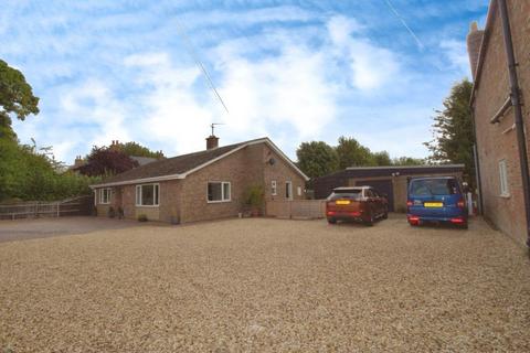 2 bedroom detached bungalow for sale, Main Road, Deeping St Nicholas, PE11 3ET