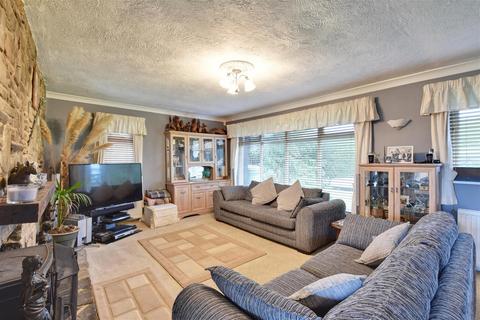 4 bedroom detached house for sale, Winchelsea Beach
