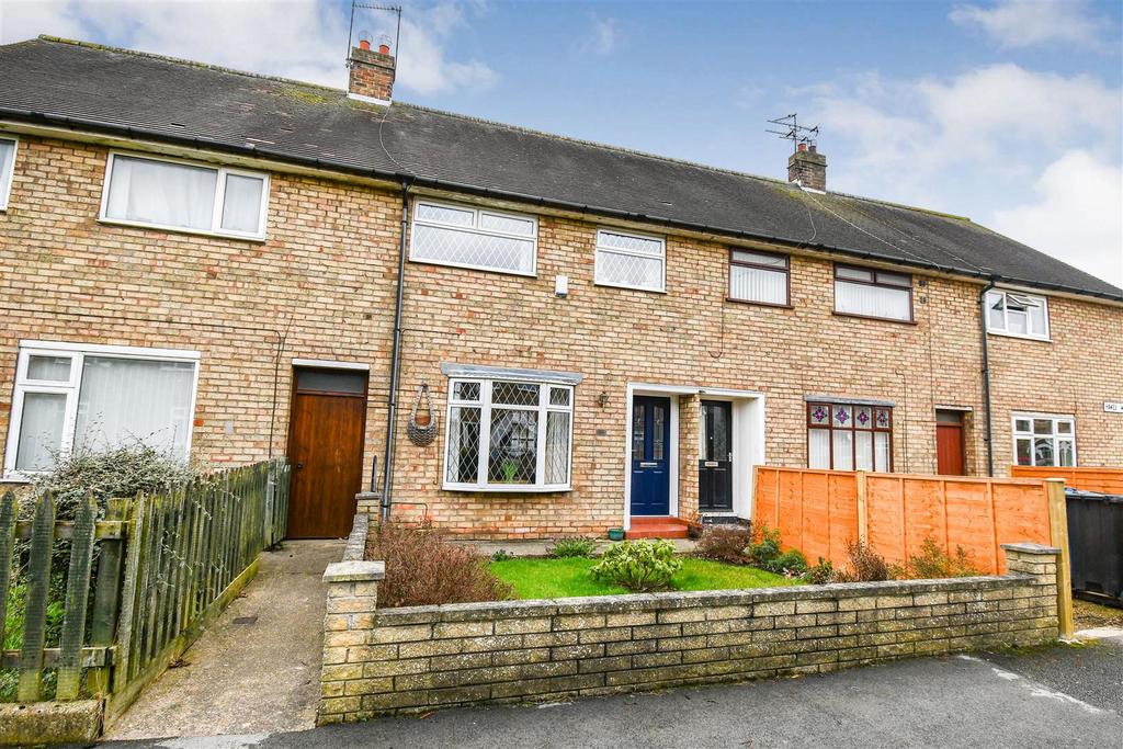 Hawes Walk, Bricknell Avenue, Hull 3 bed terraced house £125,000