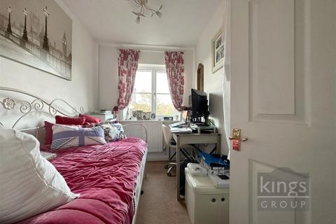 62 Bentley Drive, Church Langley, Harlow, CM17 9PA
