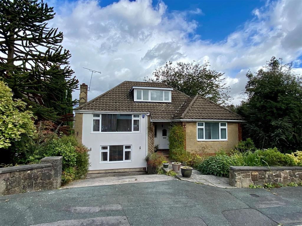 Graham Drive, Disley, Stockport 4 bed detached house £570,000