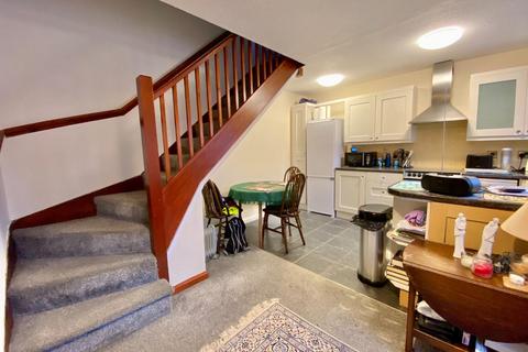 18 Walnut Drive, Tiverton, EX16 6HE