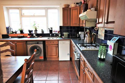 17 Devenish Road, London, SE2 9DA