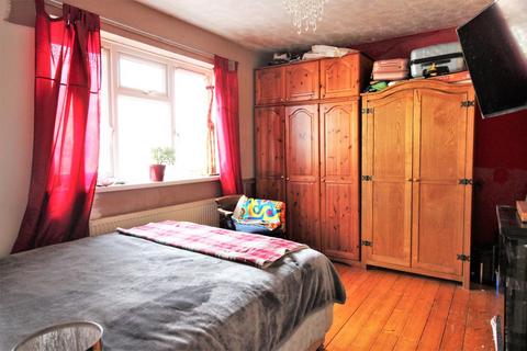 17 Devenish Road, London, SE2 9DA