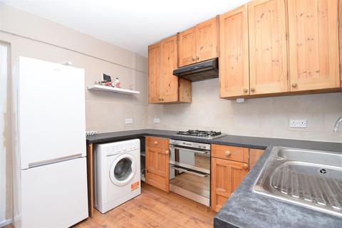 2 bedroom end of terrace house to rent - High Street, Hampton