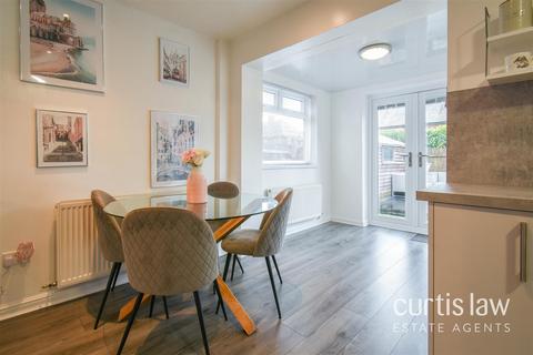 7 Faroes Close, Blackburn, BB2 3EL