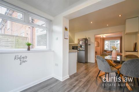 7 Faroes Close, Blackburn, BB2 3EL