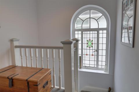 24 Barnwood Avenue, Gloucester, GL4 3AH
