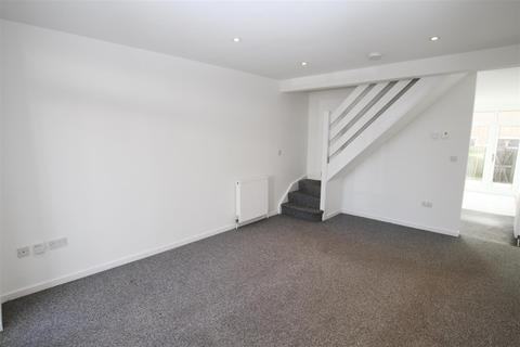 2 bedroom terraced house to rent - Leigh Road, Leigh On Sea, Essex