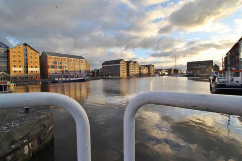 Flat 11, Lock Warehouse Severn Road, Gloucester, GL1 2GA
