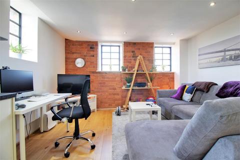 Flat 11, Lock Warehouse Severn Road, Gloucester, GL1 2GA