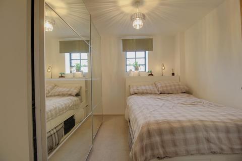 Flat 11, Lock Warehouse Severn Road, Gloucester, GL1 2GA