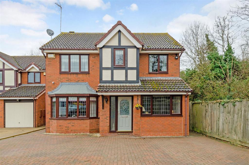 Suffolk Drive, Worcester 4 bed detached house for sale £375,000