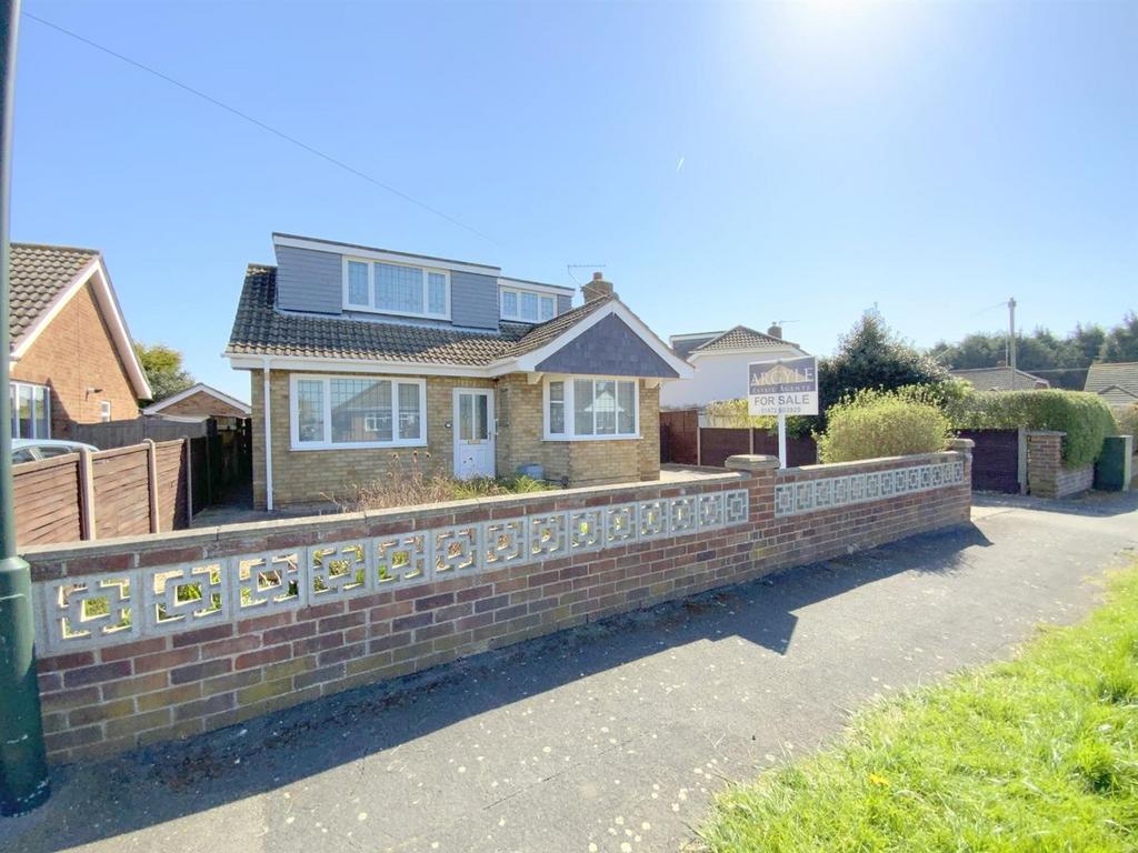 Coniston Crescent, Humberston, Grimsby 3 bed bungalow £225,000