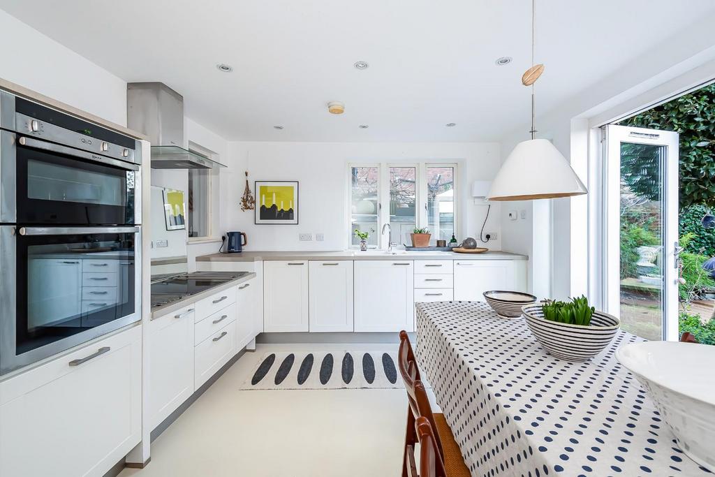 Kitchen alt