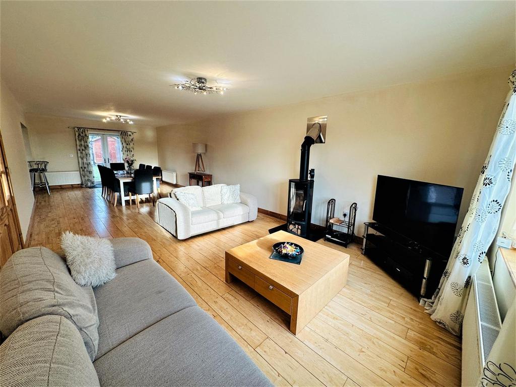 Swinefleet Road, Goole 5 bed detached house for sale £290,000