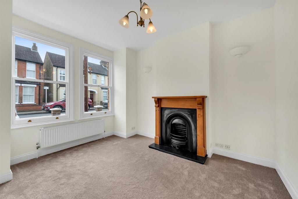 Shortlands Gardens, Shortlands, BR2 2 bed end of terrace house £550,000