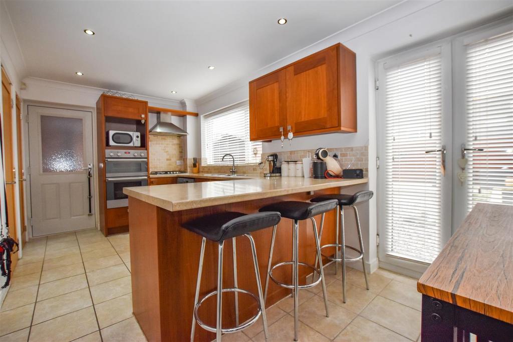 Kitchen / Diner