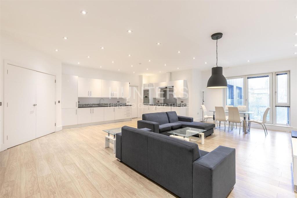 Spelman Street London E1 2 Bed Apartment 3 510 Pcm 810 Pw las-vegas-welcomes-wild-bagel-shop-in-downtown-summerlin