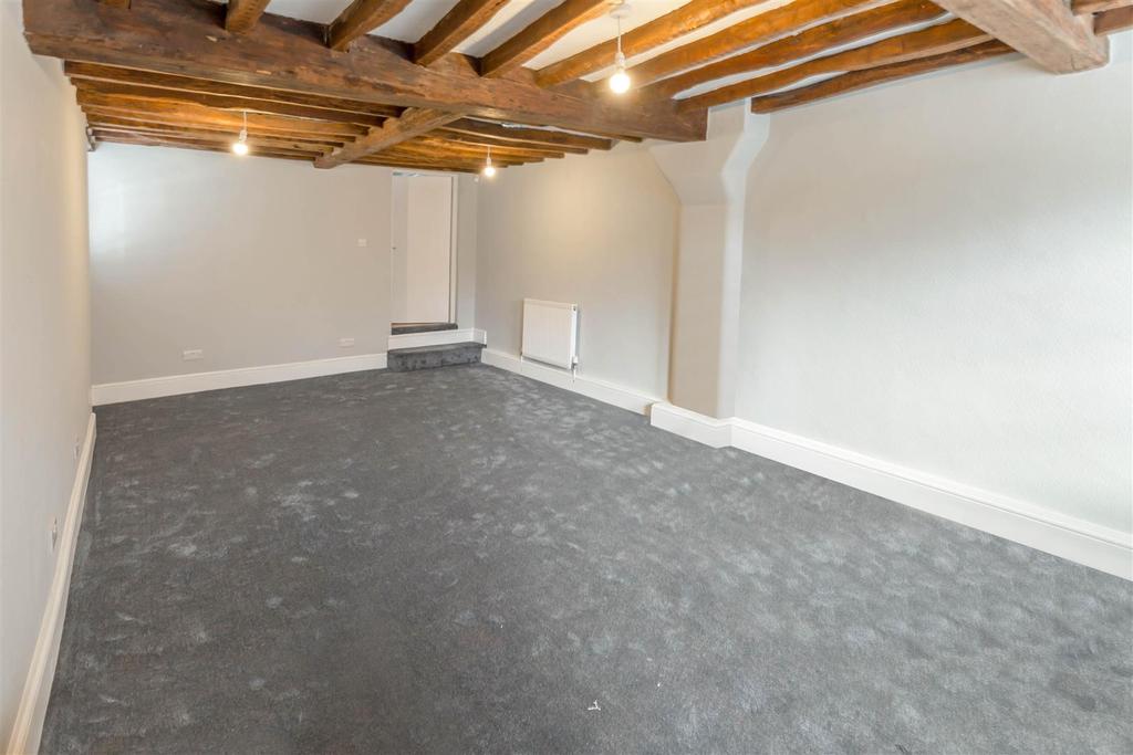 Mimram Road, Welwyn 2 bed house £495,000