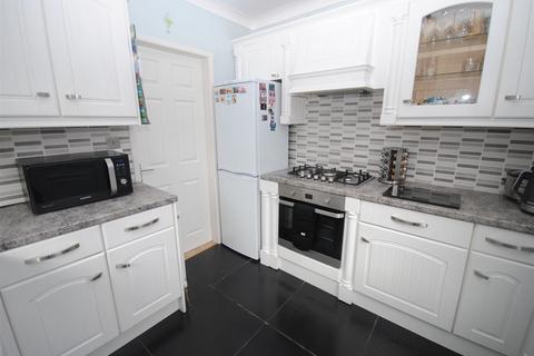 3 Aintree Close, Kippax, Leeds, LS25 7HY