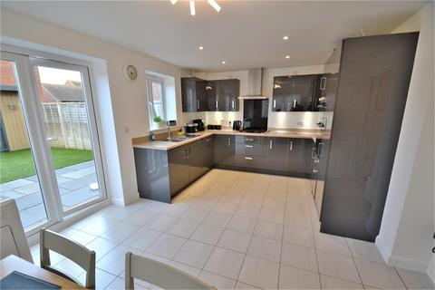 4 Dacey Drive, Upper Heyford, Bicester, OX25 5AA