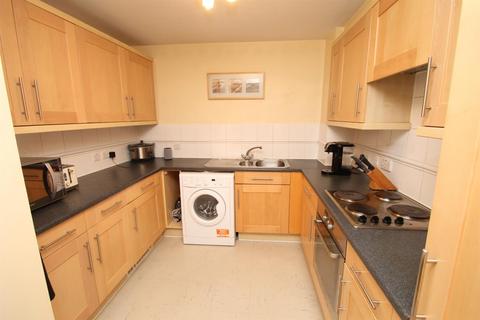 1 bedroom apartment for sale, St. Peters Street, Maidstone