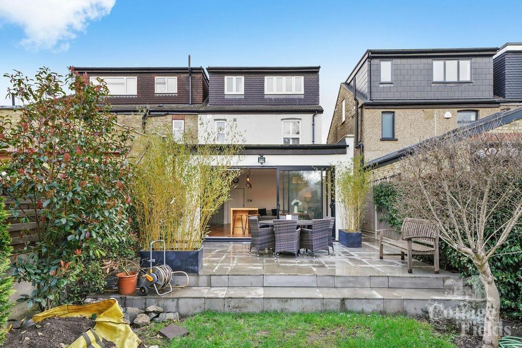 61 Edenbridge Road - k Q2d TXQJ23 YZ7t4 PBa K1.jpg