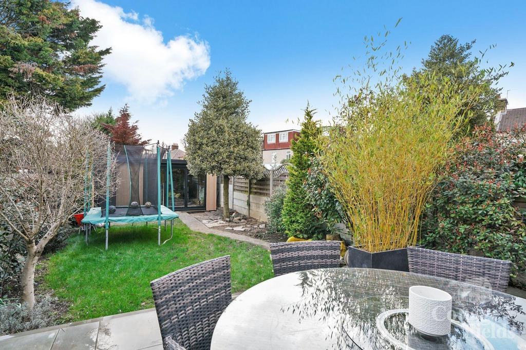 61 Edenbridge Road - QUYgabxt QYGi Fhjd X7 LE.jpg