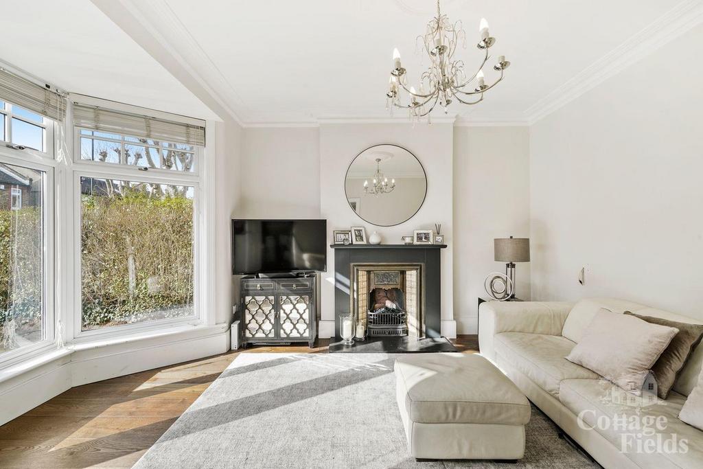 61 Edenbridge Road - fds I1 Th Aao1pg DLs G3 Dm.jpg