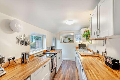 Flat 1, 20 Shawfield Park, Bromley, BR1 2NG