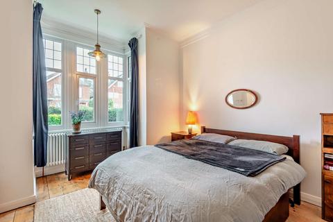 Flat 1, 20 Shawfield Park, Bromley, BR1 2NG
