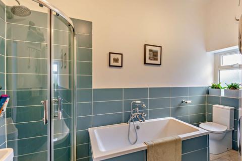 Flat 1, 20 Shawfield Park, Bromley, BR1 2NG