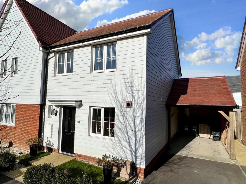 Castle View, Hythe 3 bed house for sale £350,000