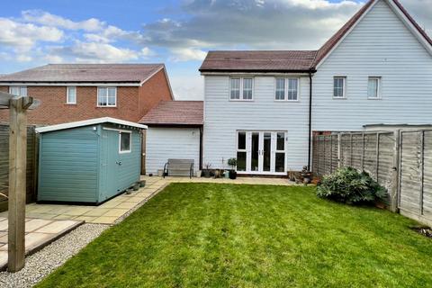 25 Castle View, Hythe, CT21 4BF