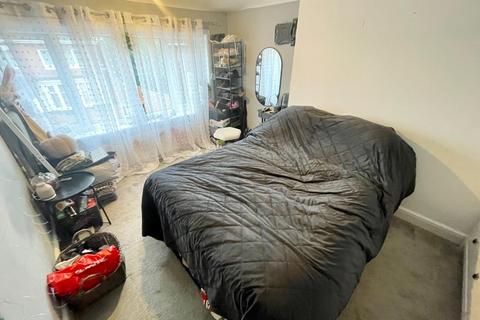 3 Glamis Grove, Middlesbrough, TS4 3AN
