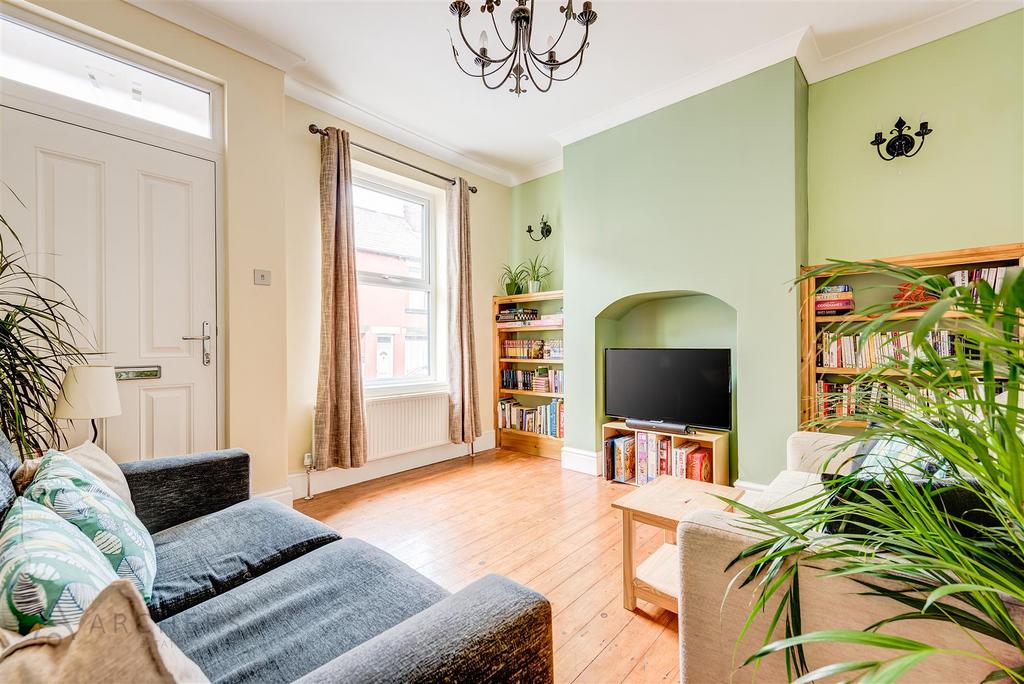 Loxley View Road, Crookes, Sheffield 3 bed terraced house for sale £