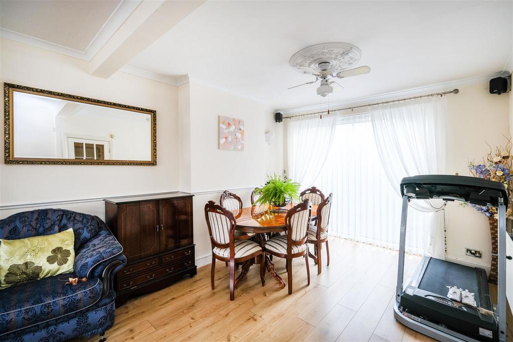 70 Templeton Avenue-4.jpg