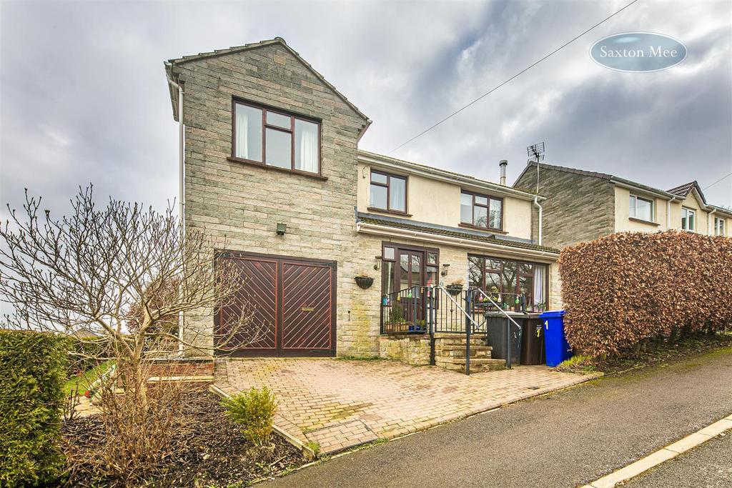 Sycamore Road, Stocksbridge, Sheffield 5 bed detached house for sale