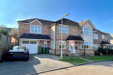 5 bedroom detached house for sale - Fitzgerald Close, Whiteley