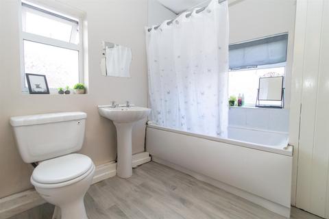 168 Manley Road, Manchester, M16 8NE
