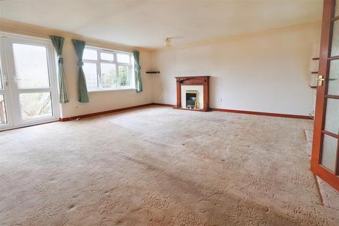 134 Blackheath Road, Lowestoft, NR33 7JH