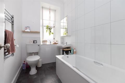 20e County Place, Perth, PH2 8EE