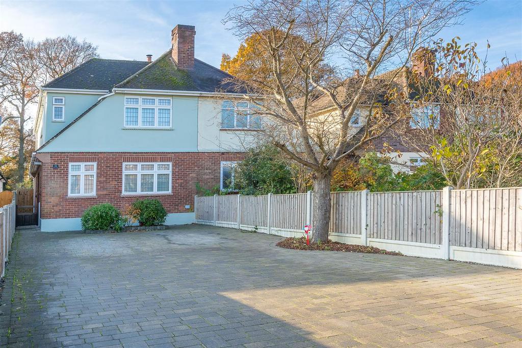 Ingrave Road, Brentwood 3 bed semidetached house for sale £700,000