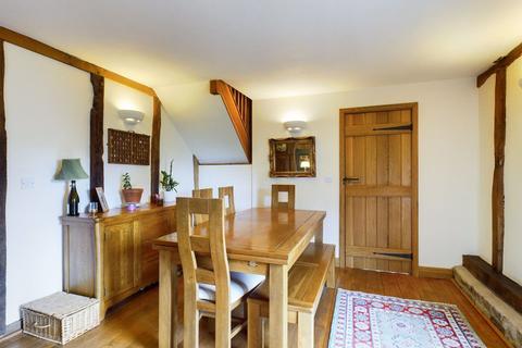 4 bedroom barn conversion to rent - Lucton, Leominster